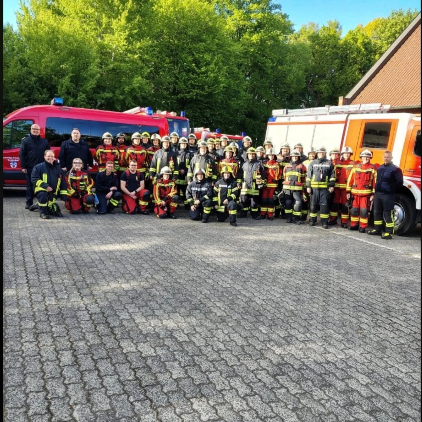 🚒 3 neue Truppführer bei der Feuerwehr Felm 🚒 Dreieinhalb